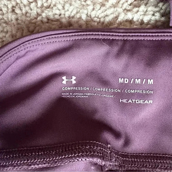 Under Armour, compression, running tights, capri length - Picture 2 of 3